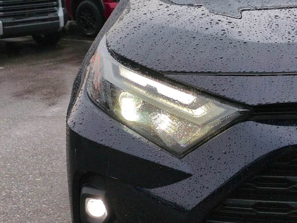 Thumbnail: 2025 Toyota RAV4 - 19