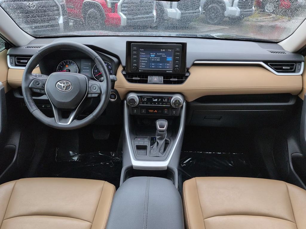 Thumbnail: 2021 Toyota RAV4 - 2