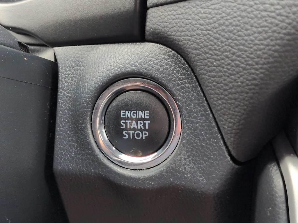 Thumbnail: 2019 Toyota RAV4 - 28