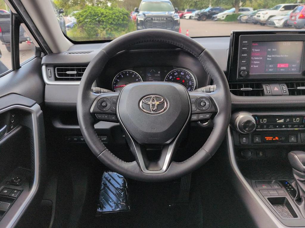 Thumbnail: 2019 Toyota RAV4 - 8