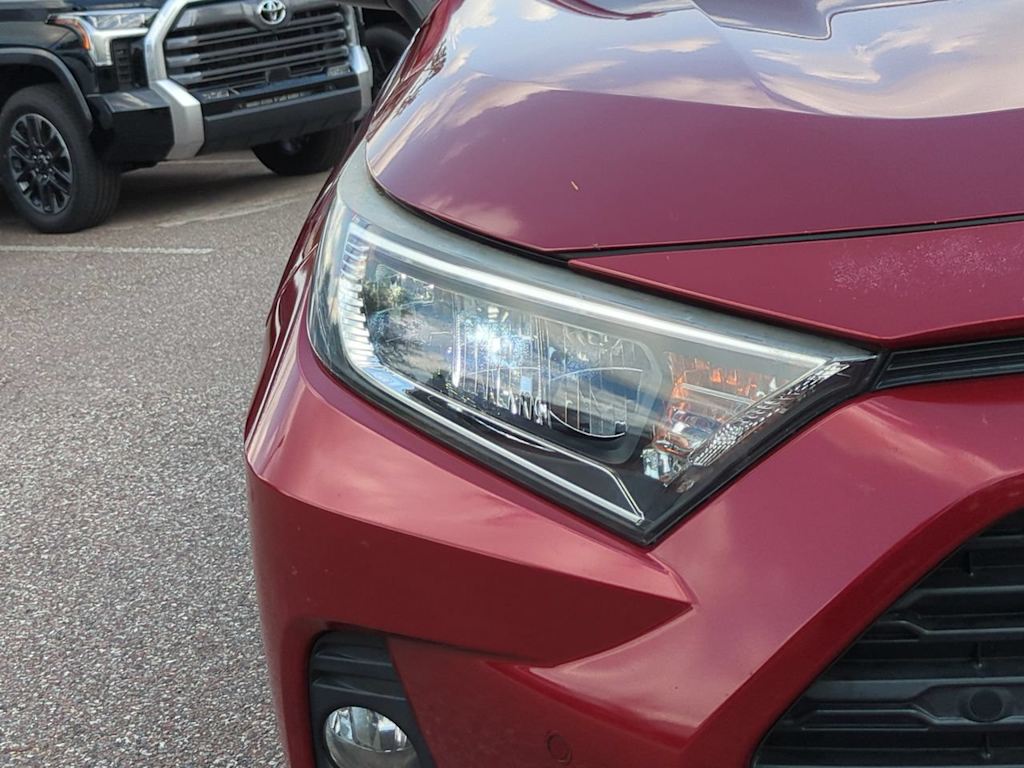 Thumbnail: 2019 Toyota RAV4 - 18