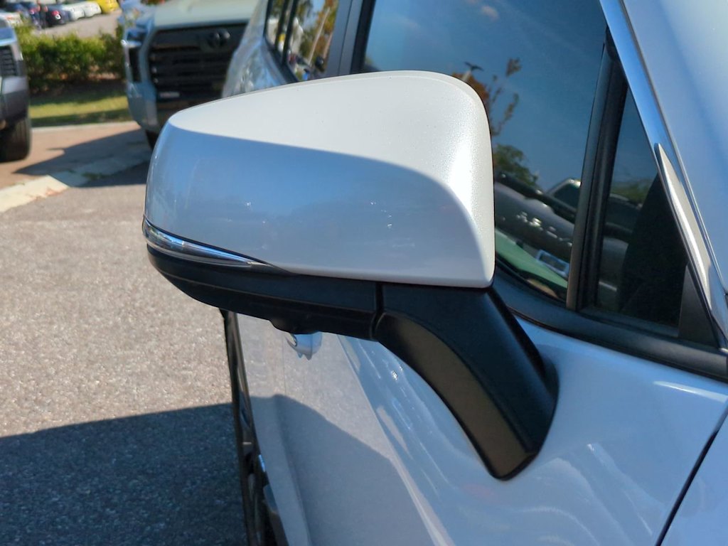 Thumbnail: 2024 Toyota RAV4 - 19