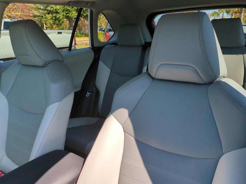 Thumbnail: 2024 Toyota RAV4 - 10