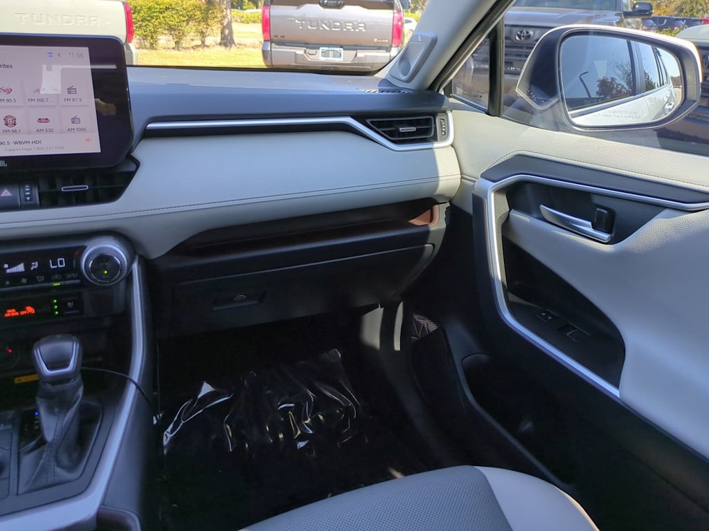 Thumbnail: 2024 Toyota RAV4 - 20