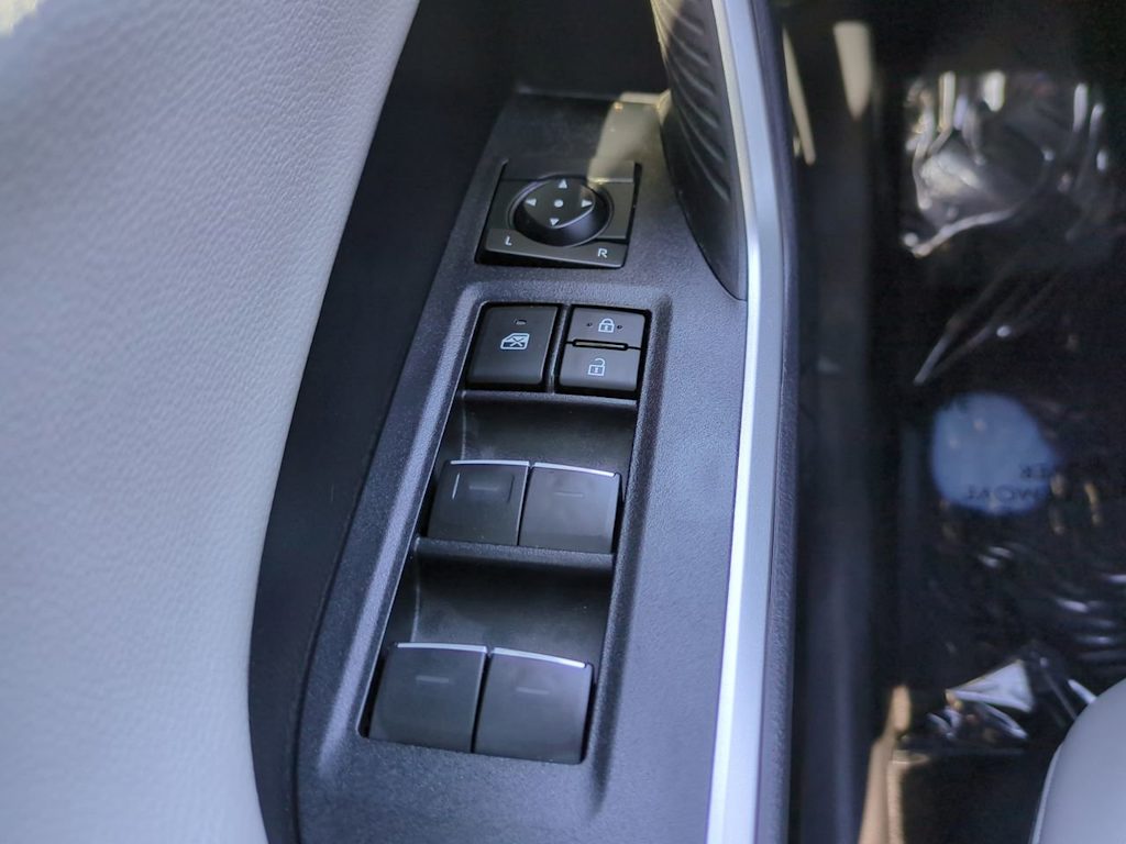 Thumbnail: 2024 Toyota RAV4 - 25