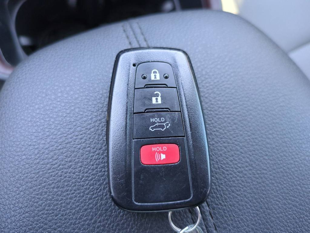 Thumbnail: 2024 Toyota RAV4 - 15