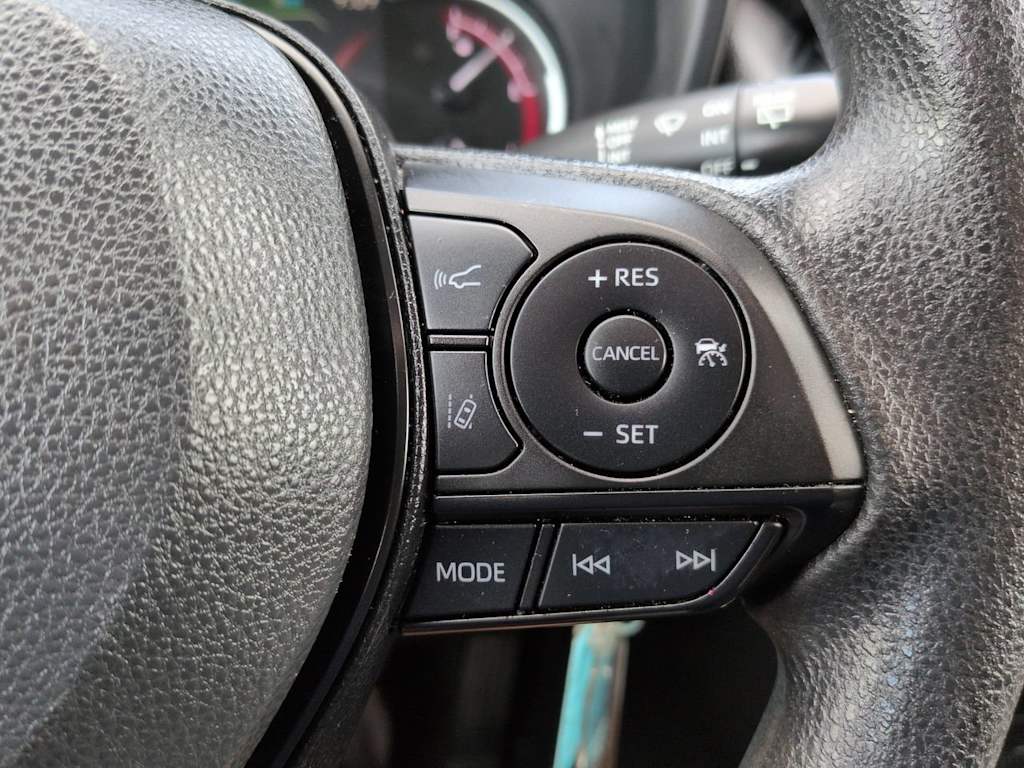 Thumbnail: 2023 Toyota RAV4 - 25