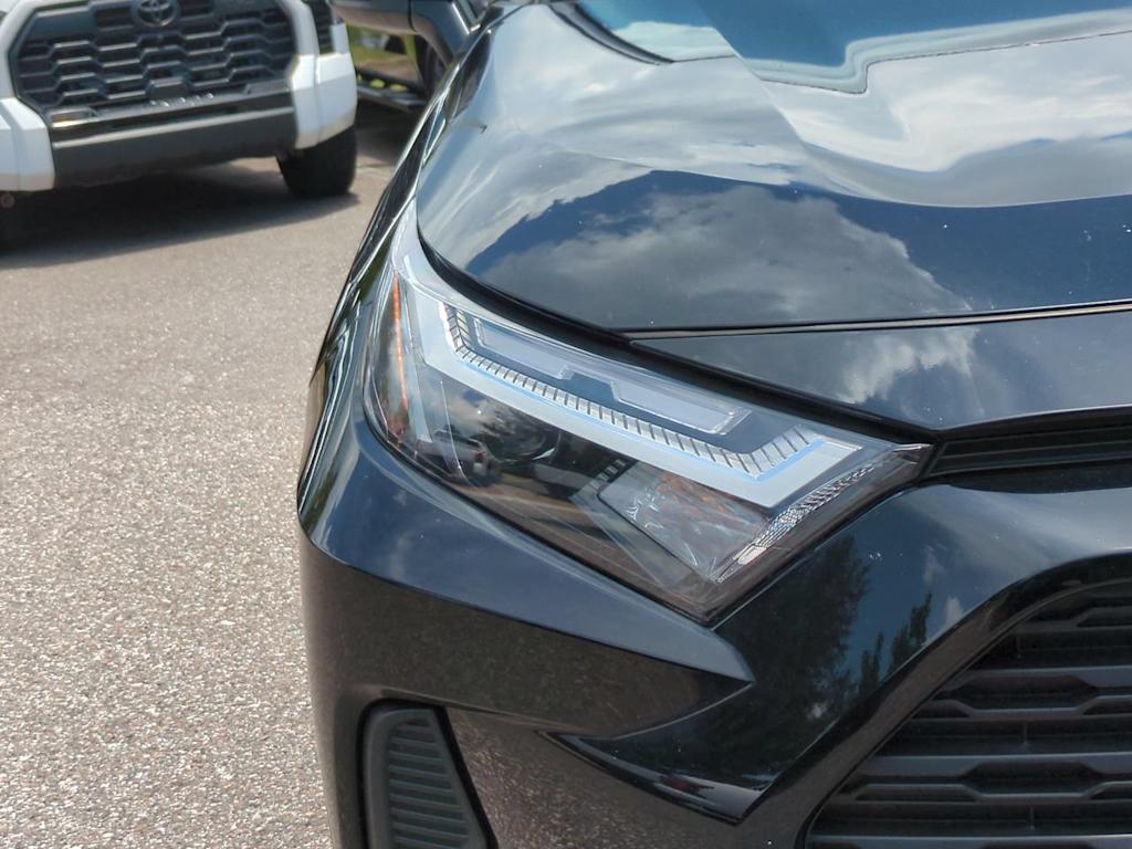 Thumbnail: 2024 Toyota RAV4 - 18