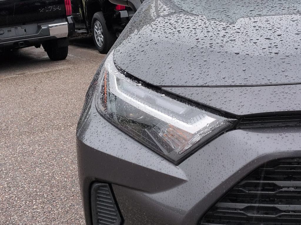 Thumbnail: 2024 Toyota RAV4 - 18