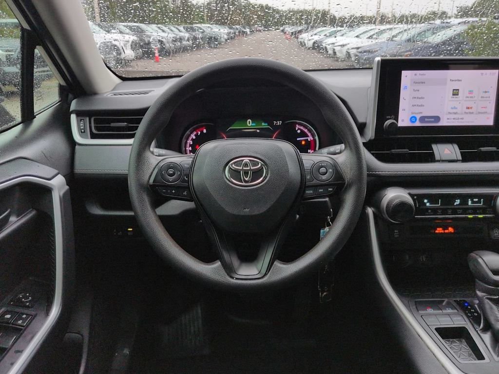 Thumbnail: 2024 Toyota RAV4 - 8