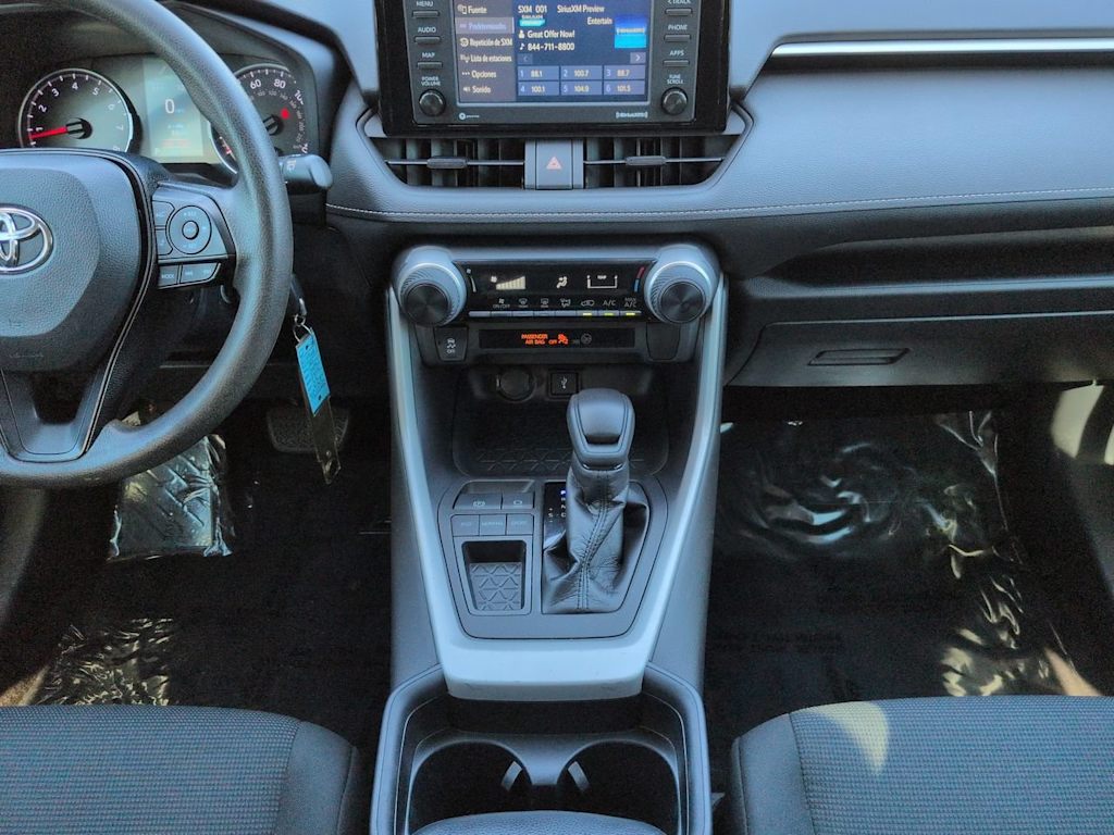 Thumbnail: 2021 Toyota RAV4 - 12