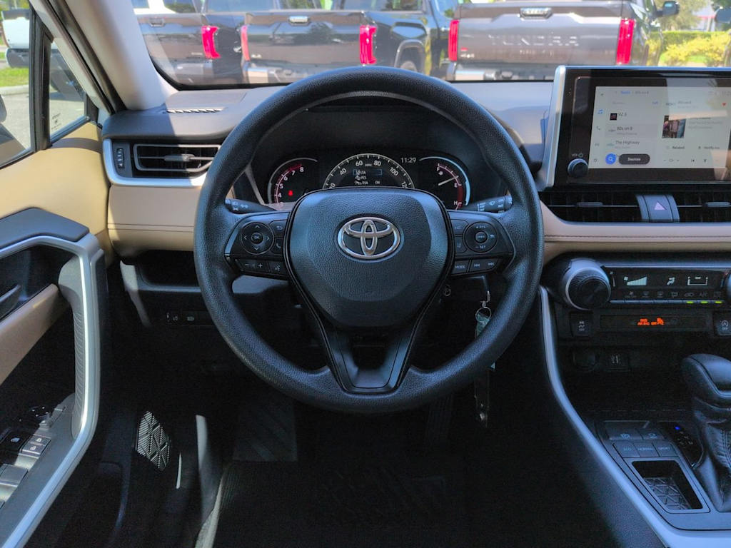 Thumbnail: 2025 Toyota RAV4 - 8