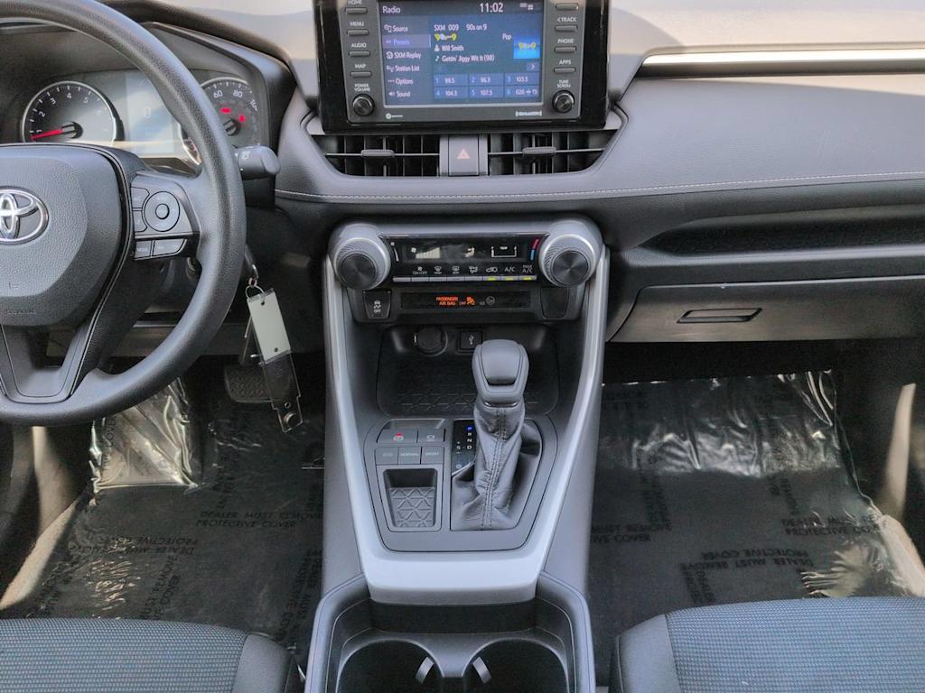 Thumbnail: 2020 Toyota RAV4 - 13