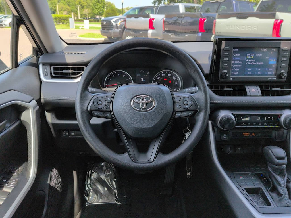 Thumbnail: 2020 Toyota RAV4 - 9