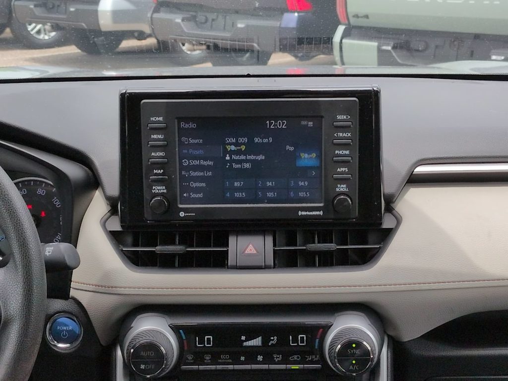 Thumbnail: 2021 Toyota RAV4 - 13