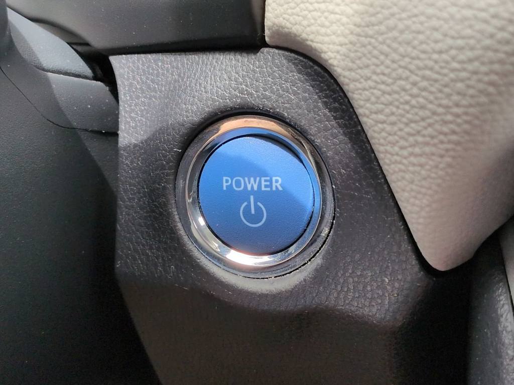 Thumbnail: 2021 Toyota RAV4 - 26
