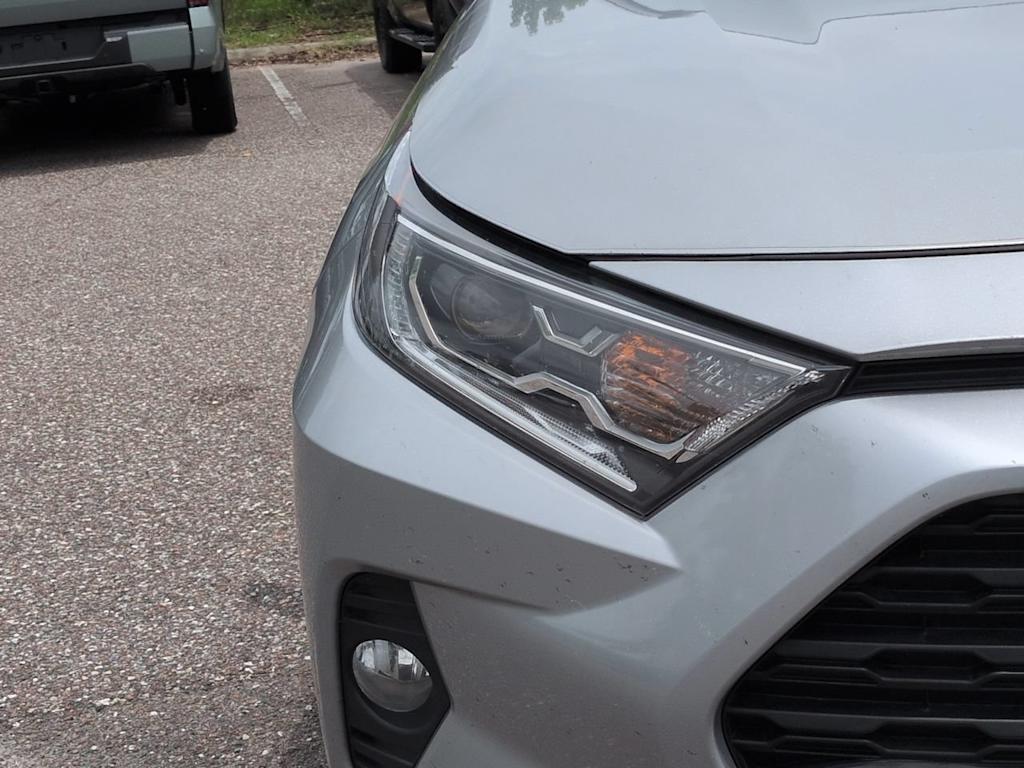 Thumbnail: 2021 Toyota RAV4 - 19