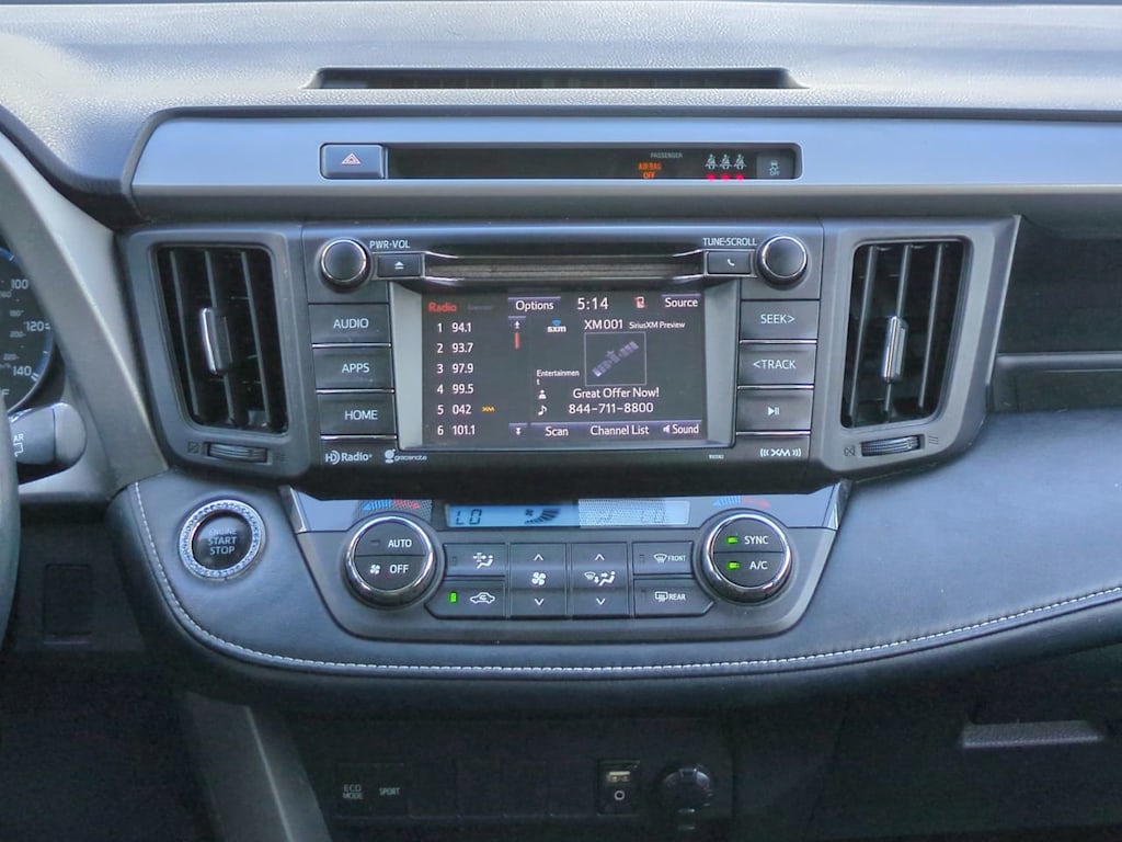 Thumbnail: 2018 Toyota RAV4 - 13