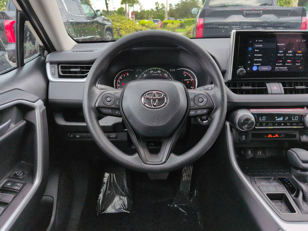 Thumbnail: 2025 Toyota RAV4 - 8