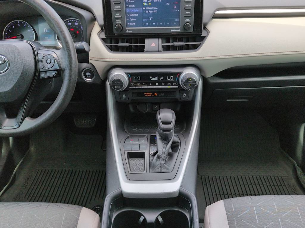 Thumbnail: 2021 Toyota RAV4 - 13