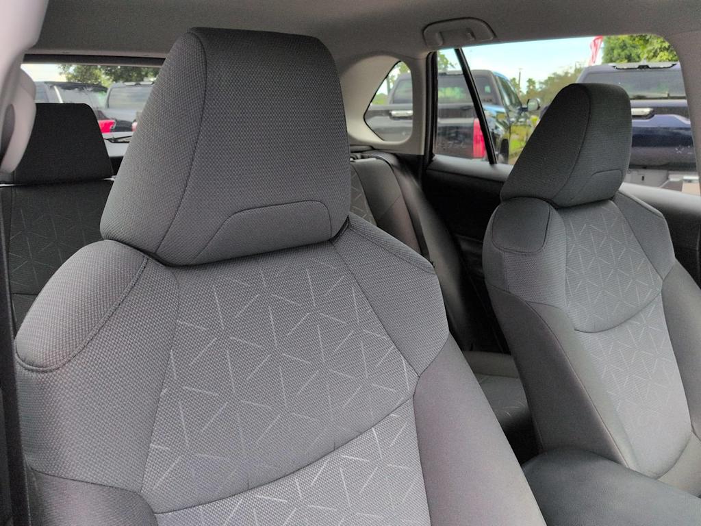 Thumbnail: 2024 Toyota RAV4 - 9