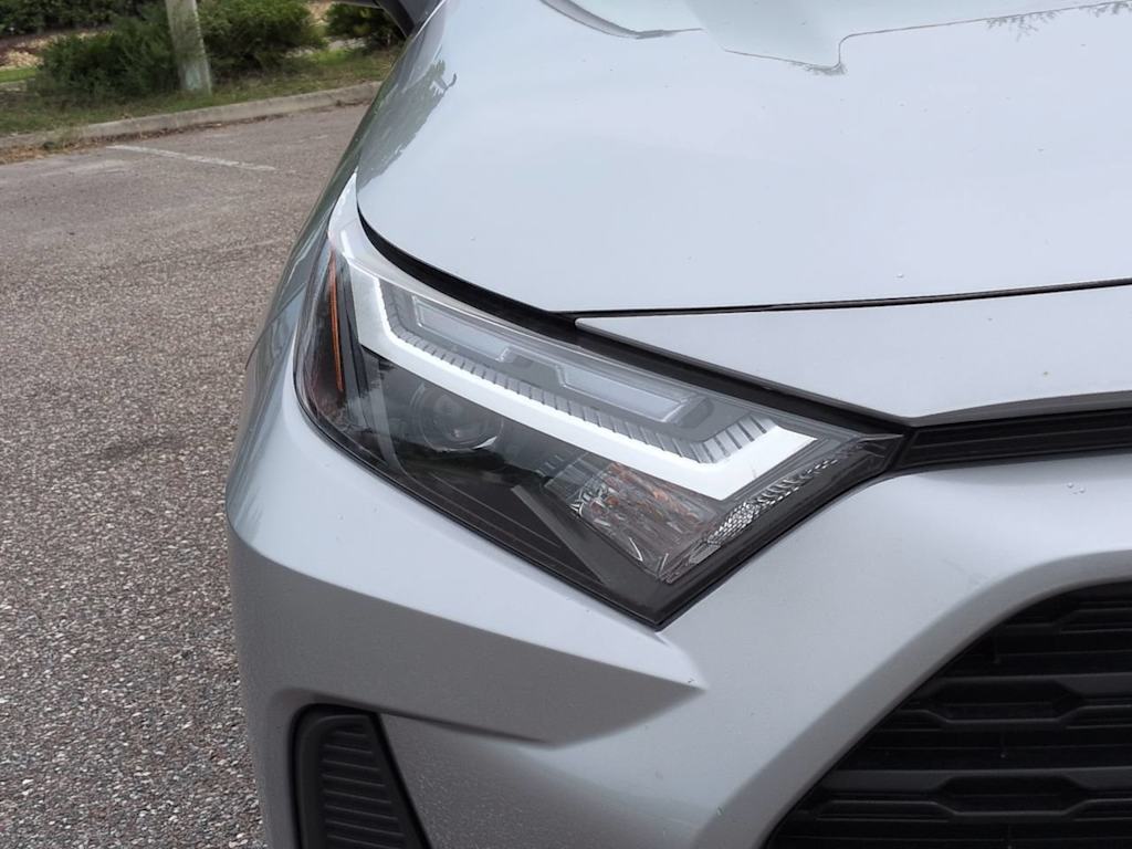 Thumbnail: 2025 Toyota RAV4 - 18
