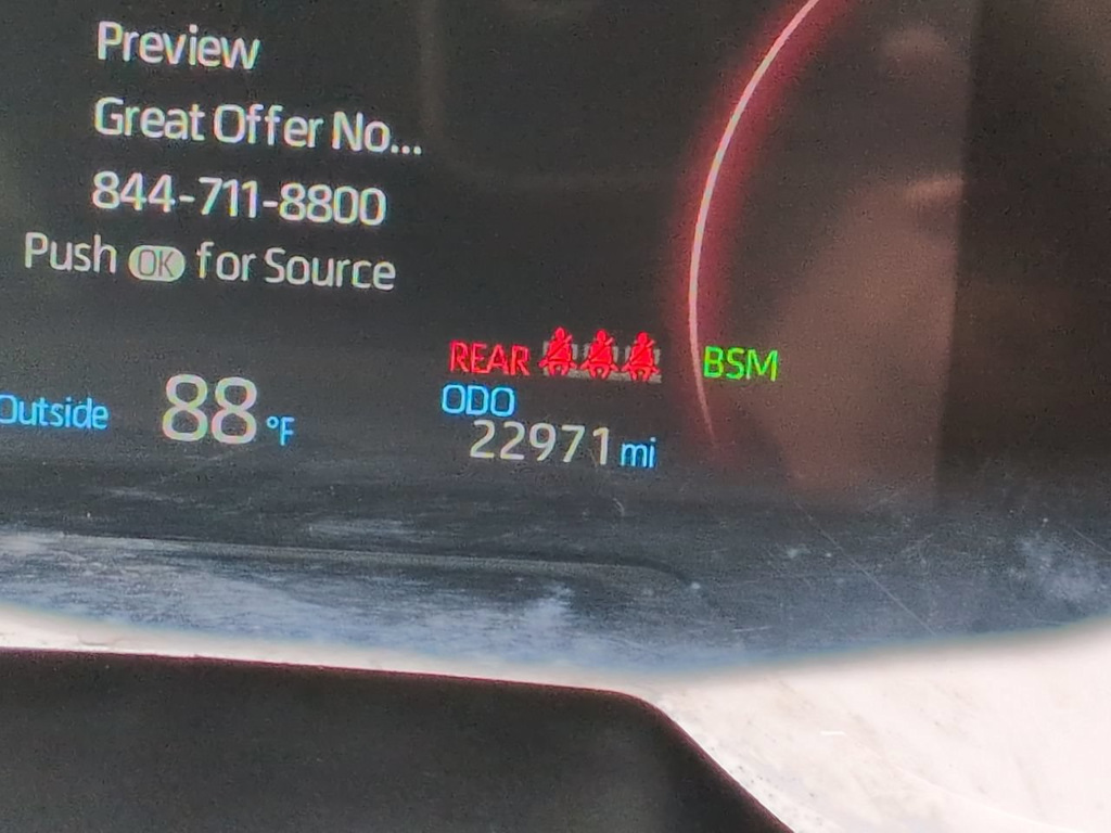 Thumbnail: 2025 Toyota RAV4 - 14