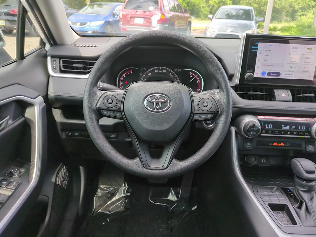 Thumbnail: 2025 Toyota RAV4 - 8