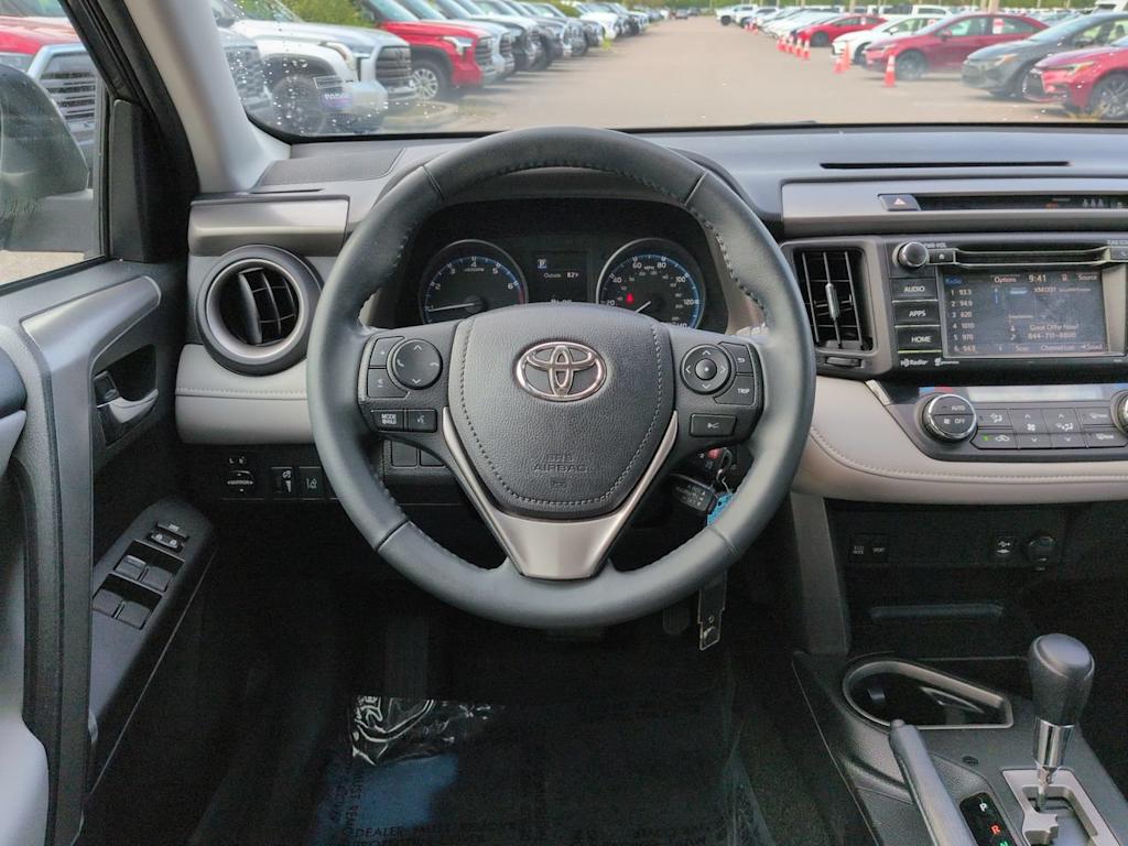 Thumbnail: 2017 Toyota RAV4 - 8