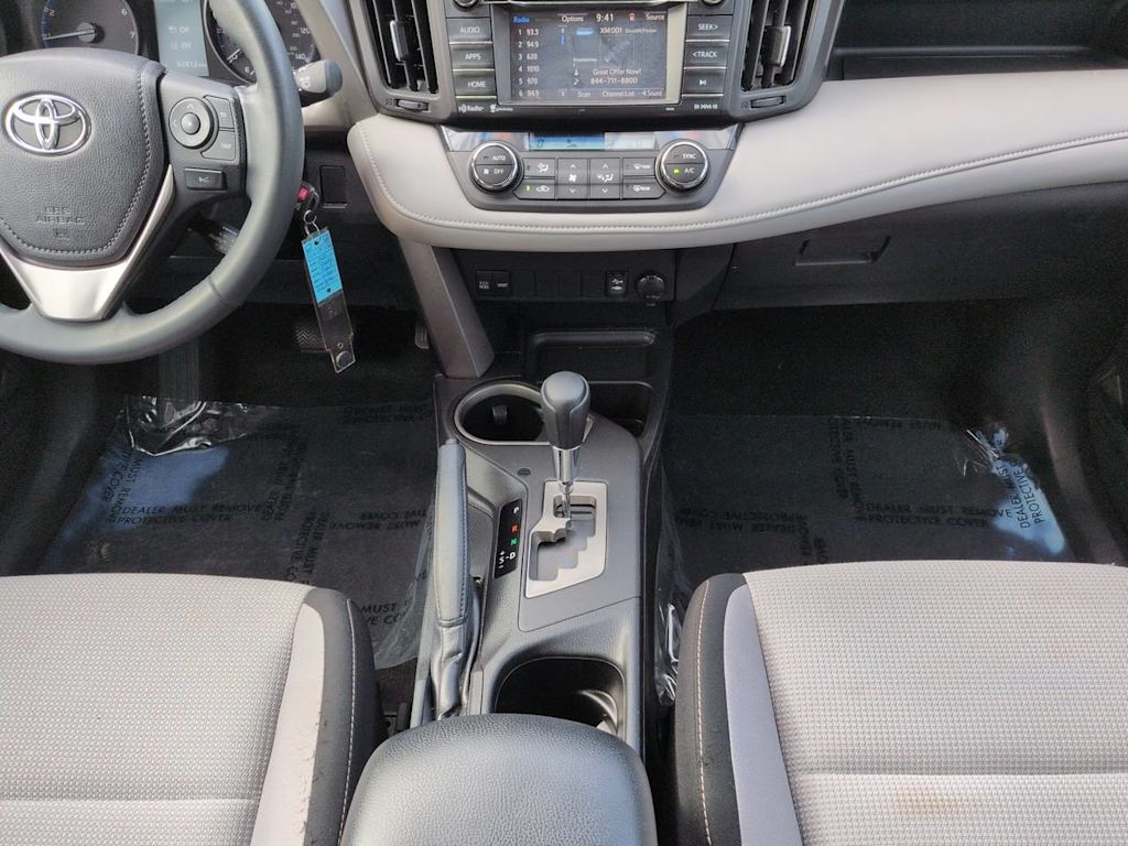 Thumbnail: 2017 Toyota RAV4 - 12