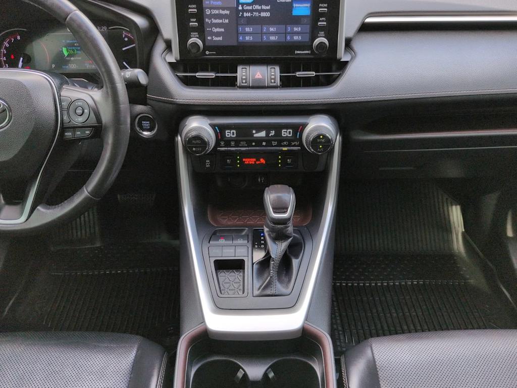 Thumbnail: 2019 Toyota RAV4 - 12