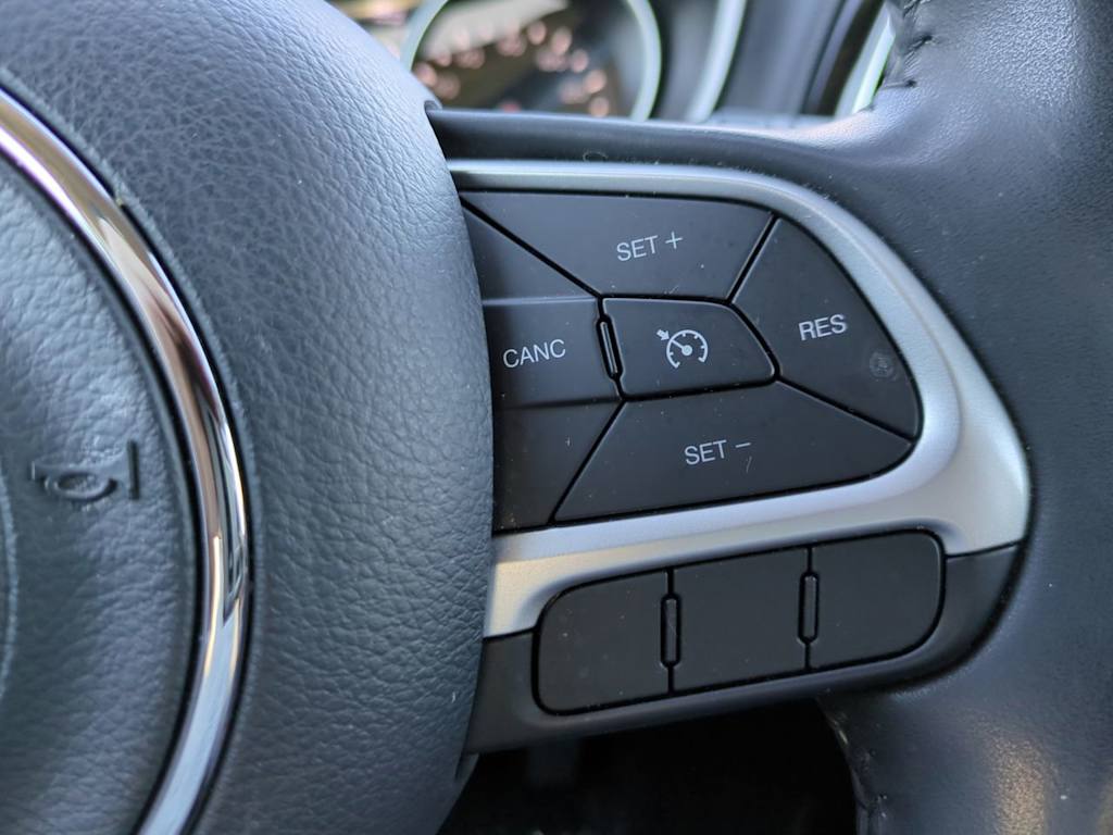 Thumbnail: 2019 Jeep Compass - 23