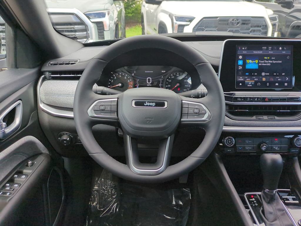 Thumbnail: 2025 Jeep Compass - 8