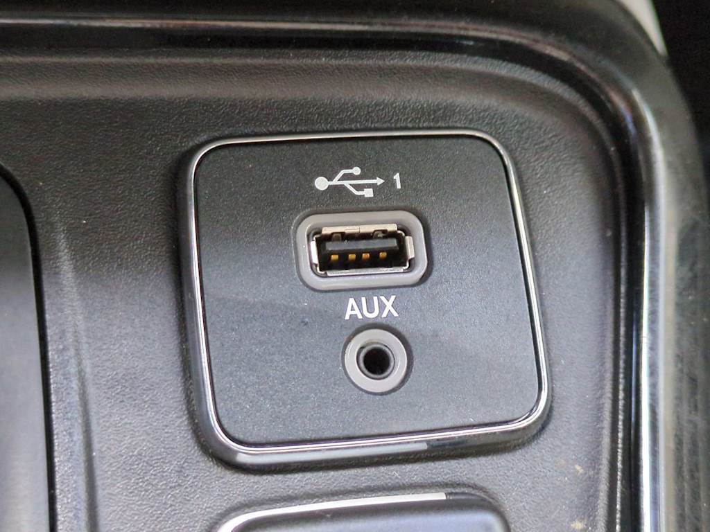 Thumbnail: 2019 Jeep Compass - 22