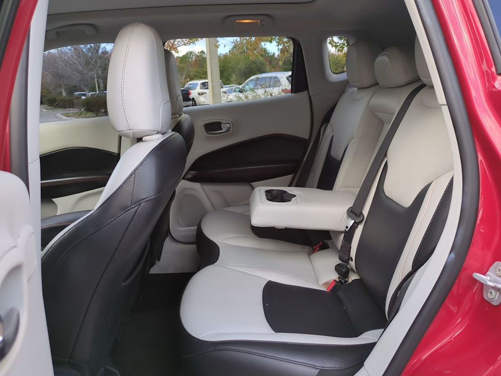 Thumbnail: 2019 Jeep Compass - 11