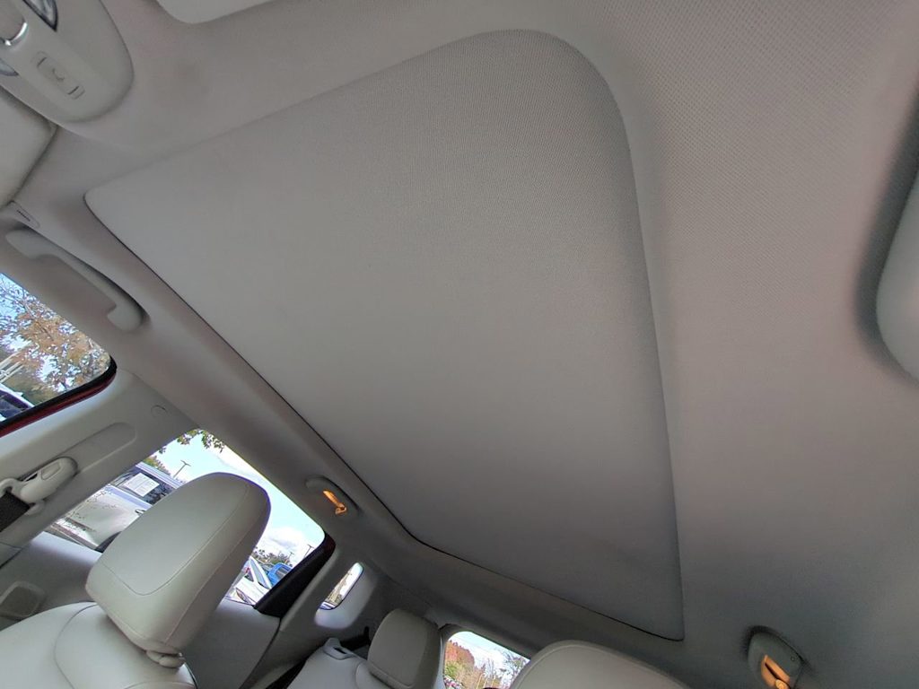 Thumbnail: 2019 Jeep Compass - 21