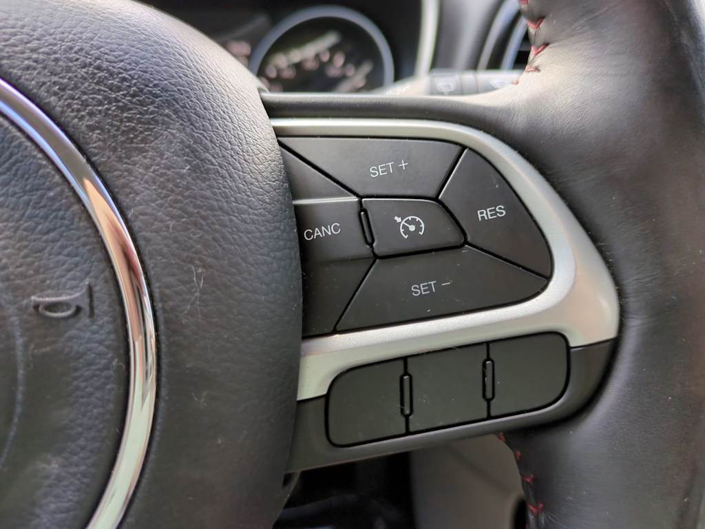 Thumbnail: 2019 Jeep Compass - 26