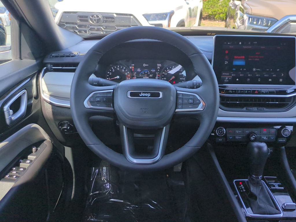 Thumbnail: 2025 Jeep Compass - 8