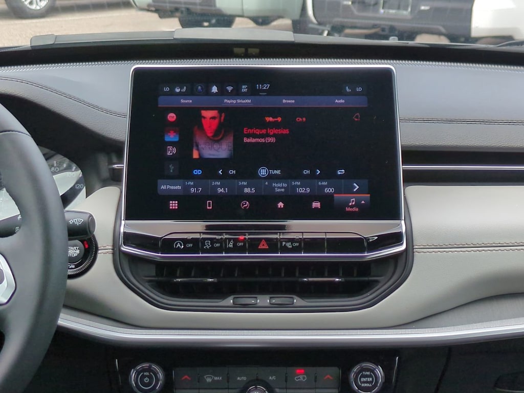 Thumbnail: 2025 Jeep Compass - 13