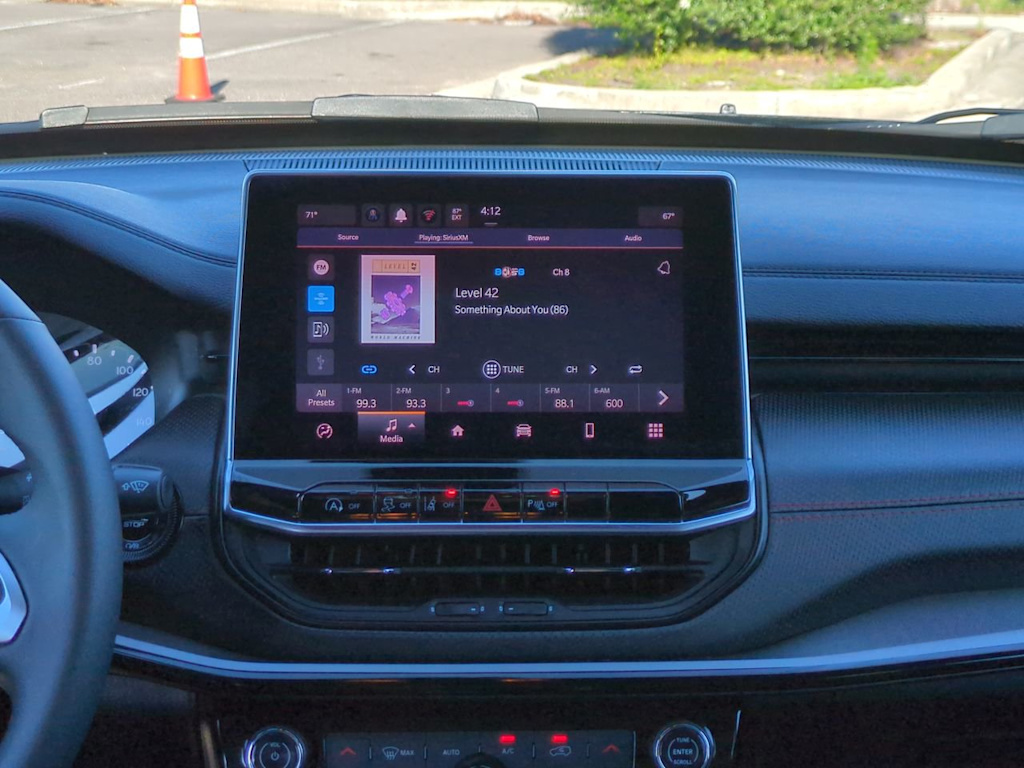 Thumbnail: 2025 Jeep Compass - 13