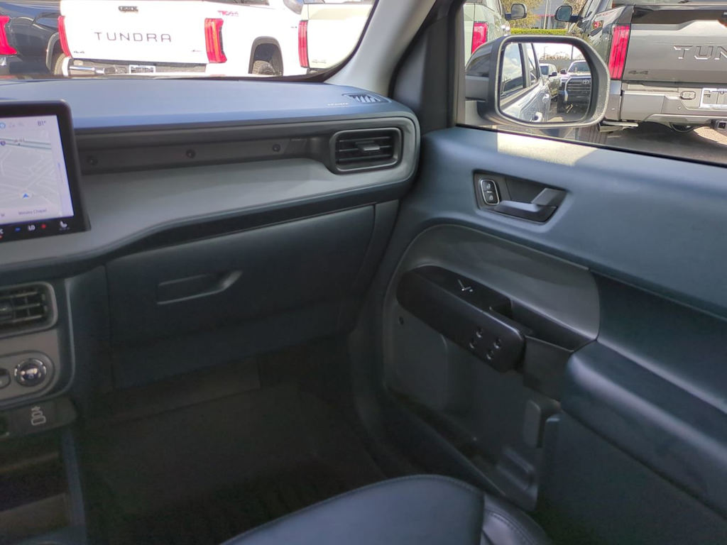 Thumbnail: 2025 Ford Maverick - 20