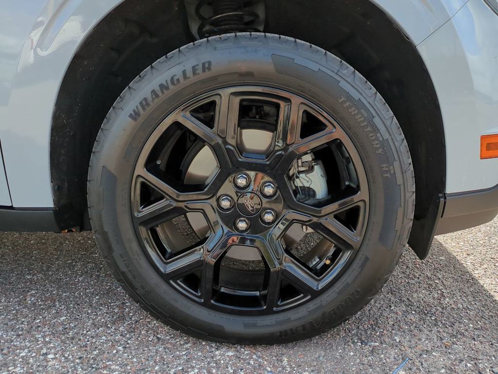 Thumbnail: 2025 Ford Maverick - 7