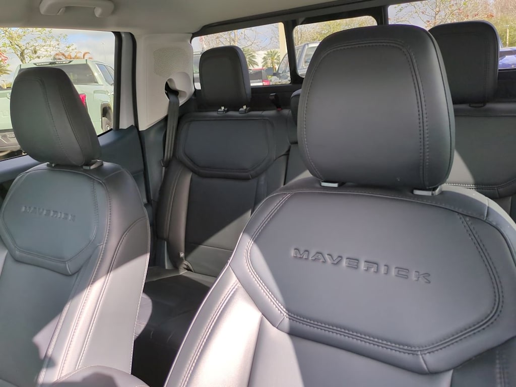 Thumbnail: 2025 Ford Maverick - 9