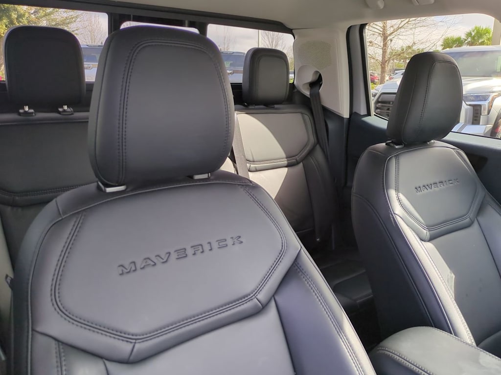 Thumbnail: 2025 Ford Maverick - 10