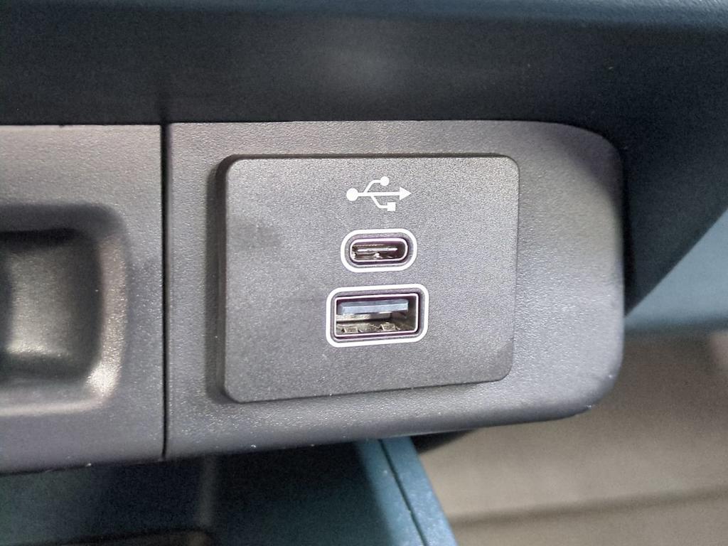 Thumbnail: 2025 Ford Maverick - 23