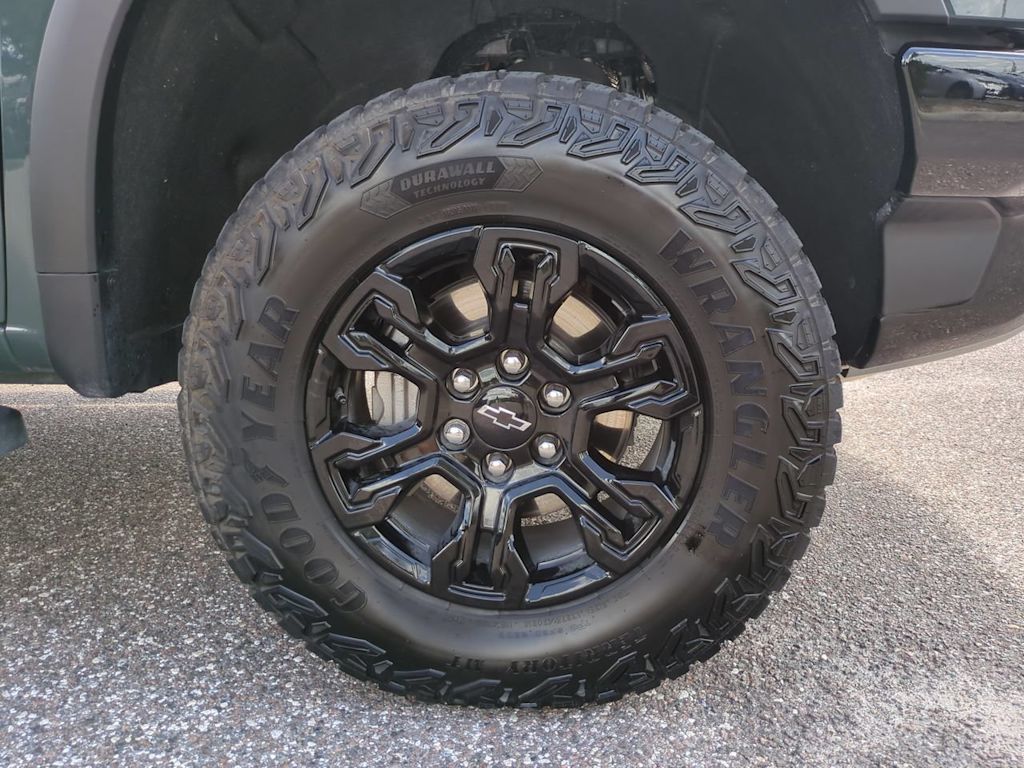 Thumbnail: 2025 Chevrolet Silverado 1500 - 7