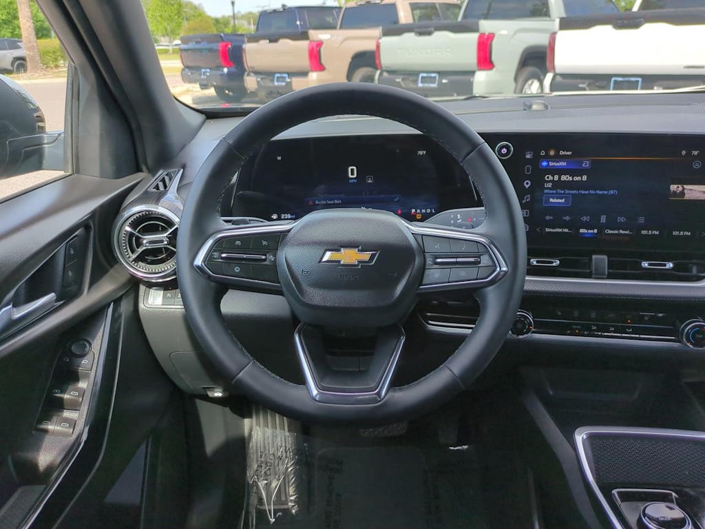 Thumbnail: 2026 Chevrolet Equinox - 8