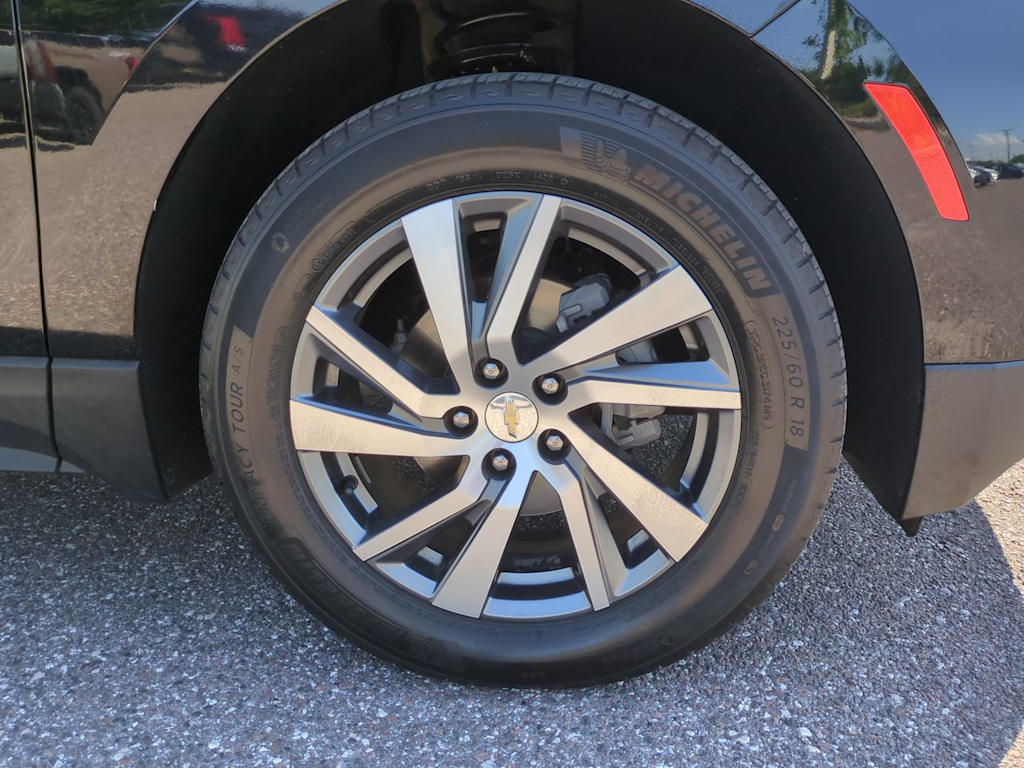 Thumbnail: 2023 Chevrolet Equinox - 8