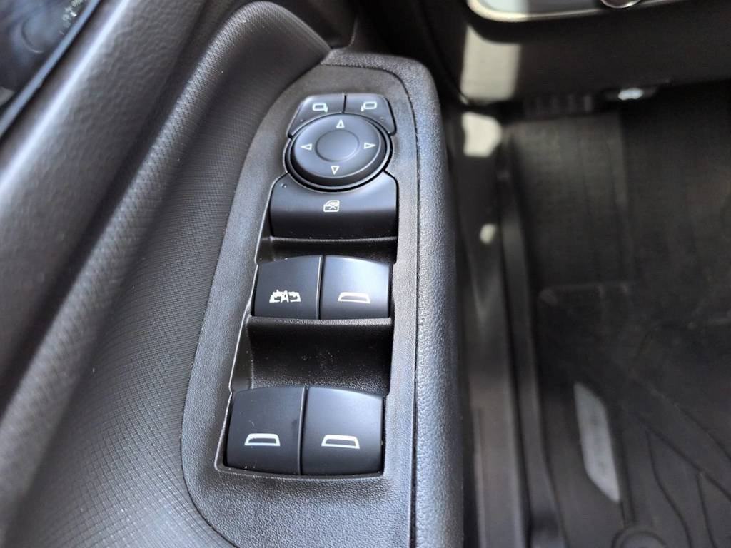 Thumbnail: 2024 Chevrolet Equinox - 25