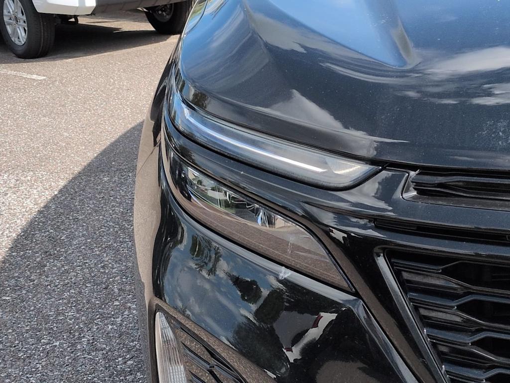 Thumbnail: 2024 Chevrolet Equinox - 18